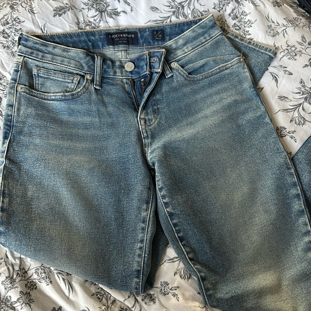 Lucky Brand low rise skinny Lolita.